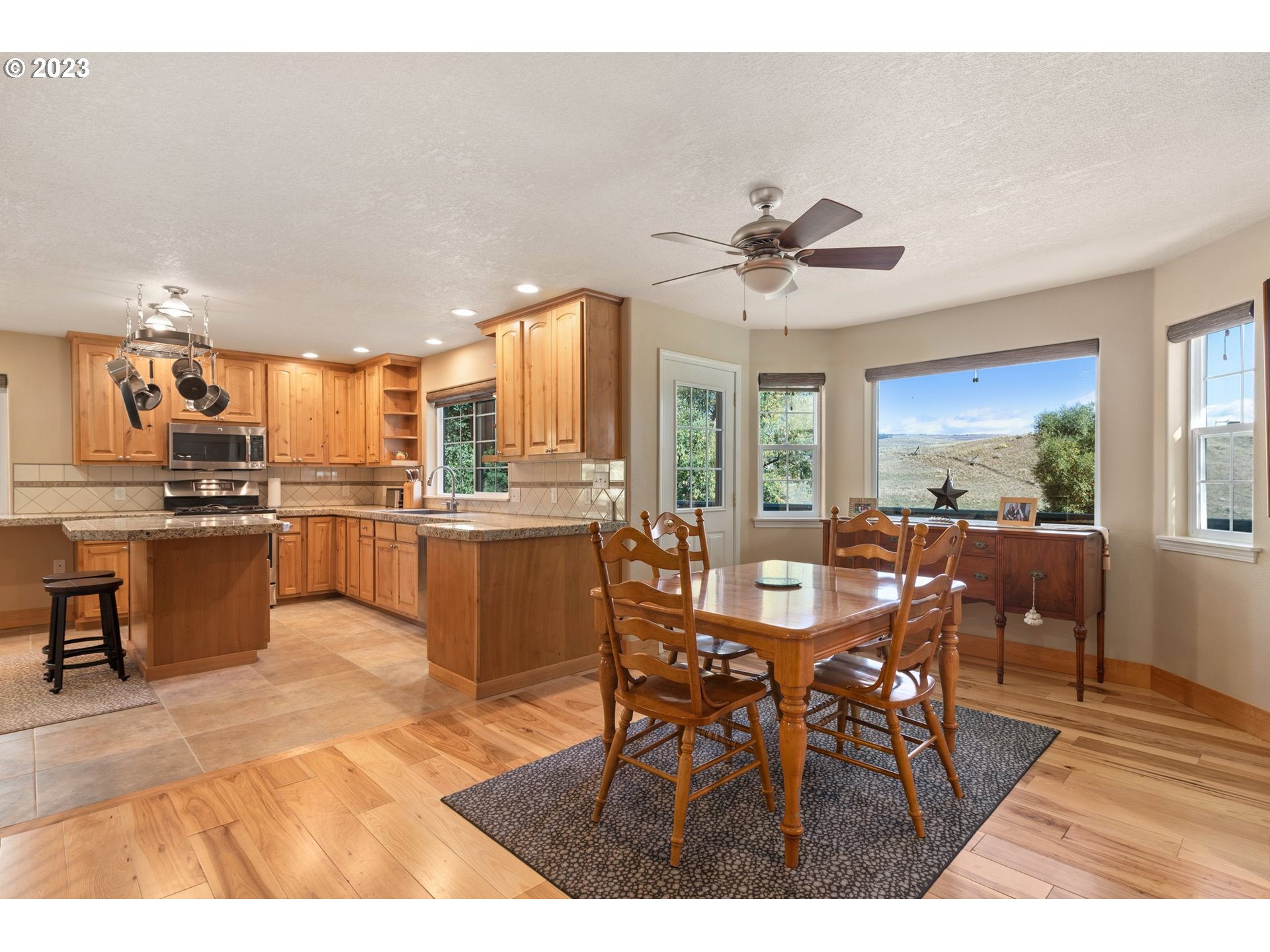 46310 Cook Road Baker City, OR 97814 - Photo 13 of 47 Kitchen/Dining Room