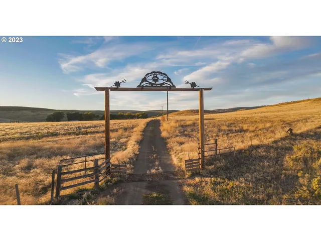 $2,650,000 | 46310 Cook Road, Baker City, OR 97814