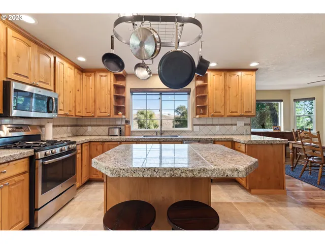 $2,650,000 | 46310 Cook Road, Baker City, OR 97814