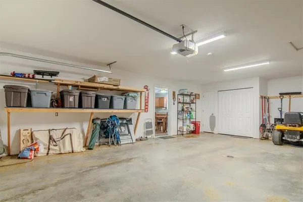 $264,900 | 604 Vogt Street, Urich, MO 64788
