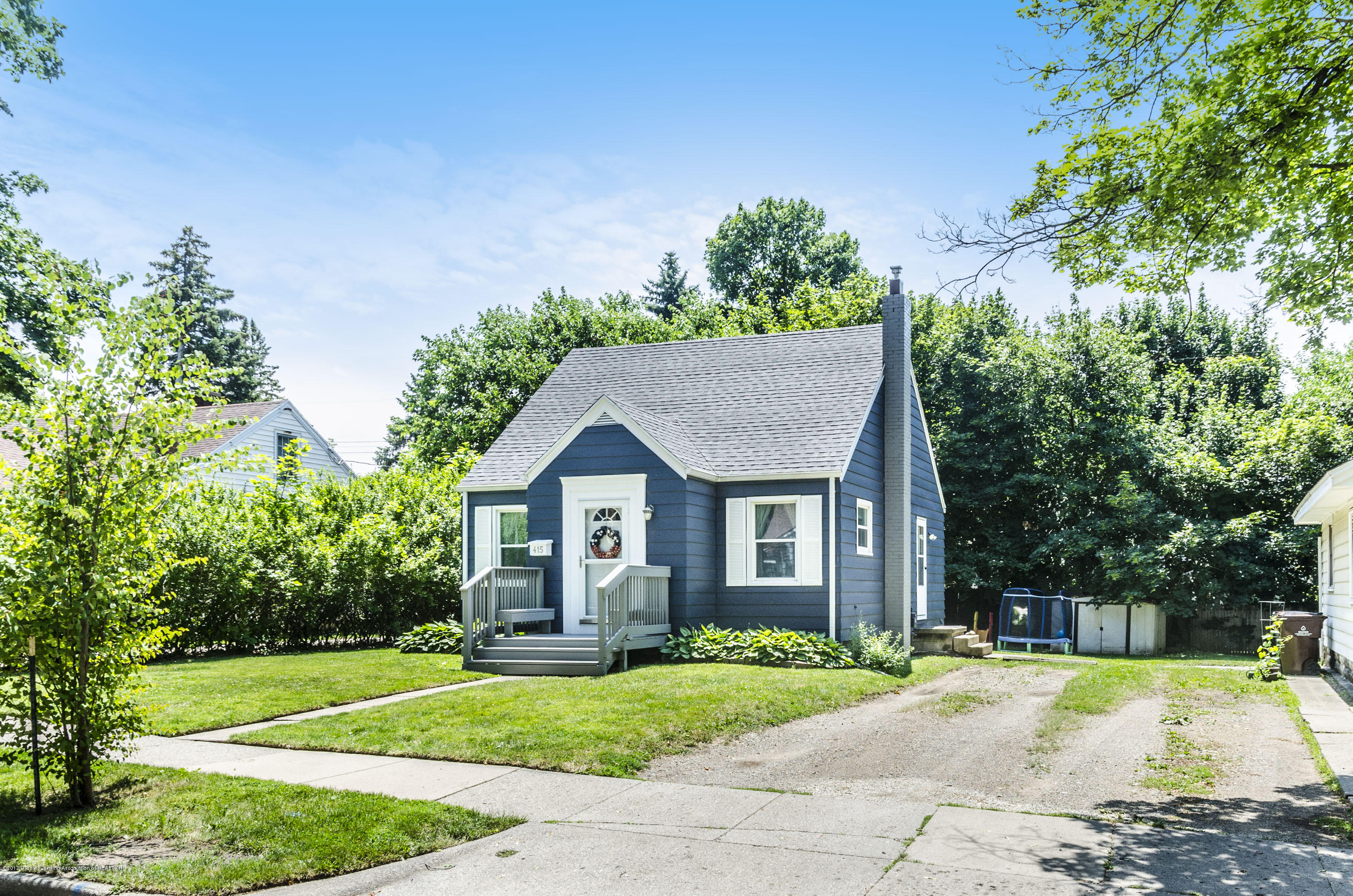 415 Strathmore Road Lansing, MI 48910 - Photo 2 of 31 415-Strathmore-Rd-Lansing-MI-48910-1 - C