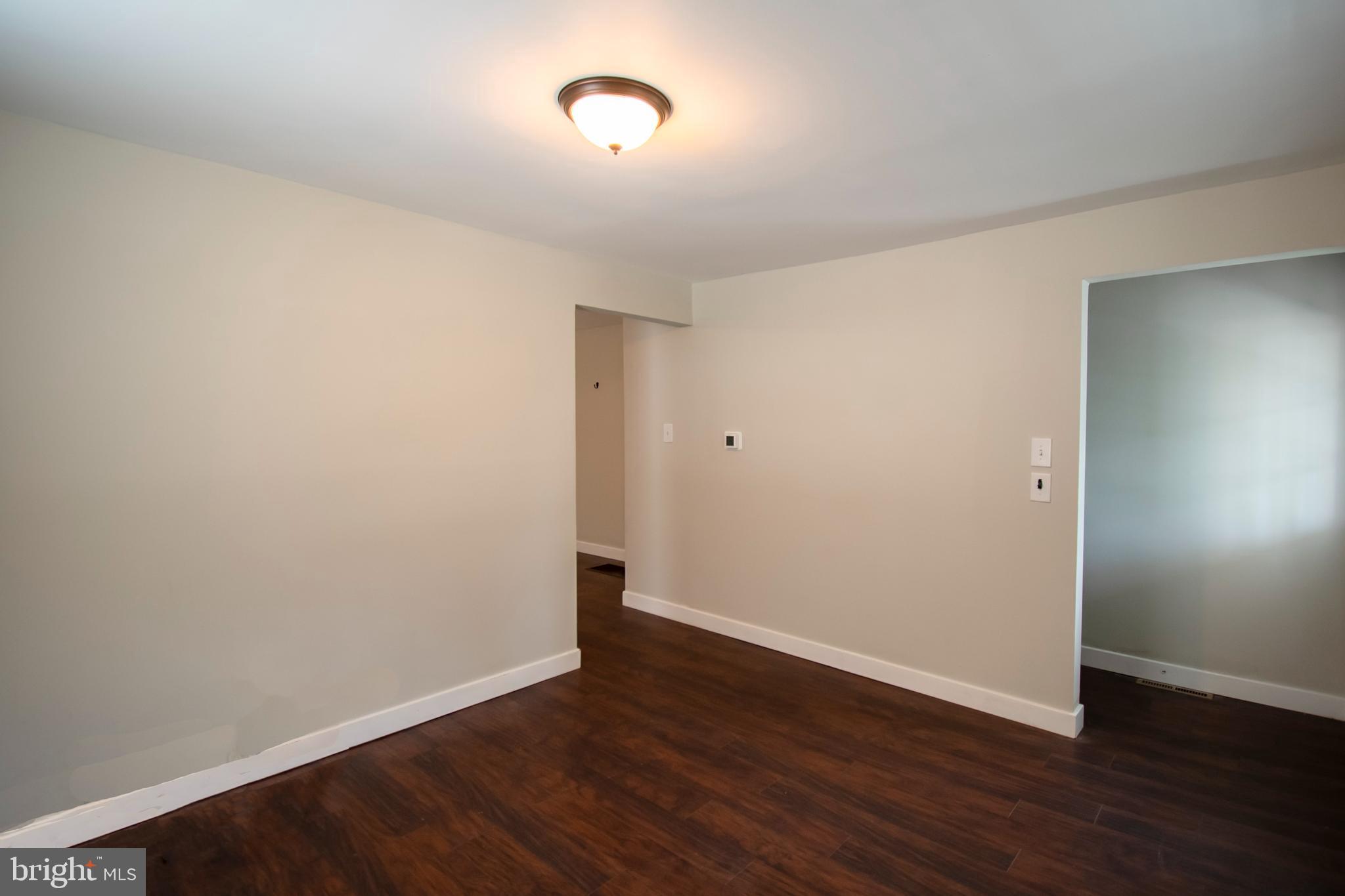 138 Polk Street Riverside, NJ 08075 - Photo 8 of 33 Living Room