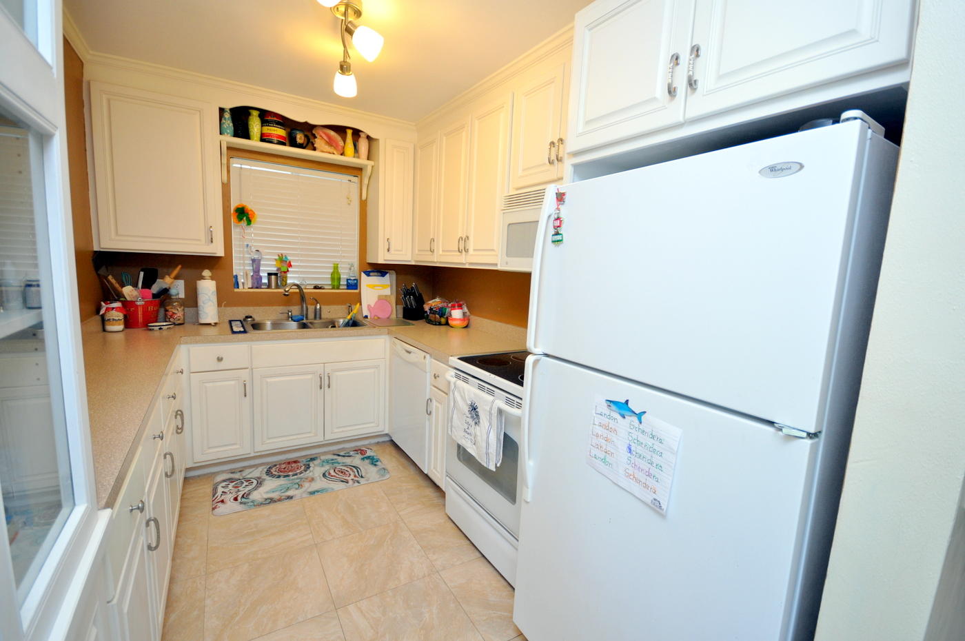 349 Mid Pines Road Palm Springs, FL 33461 - Photo 8 of 20 06-Kitchen 1