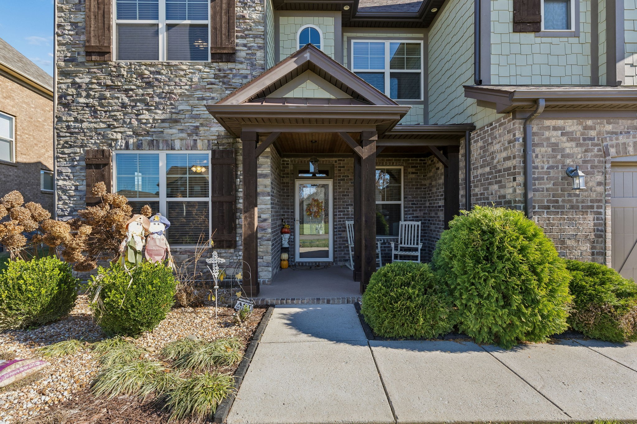 1167 Batbriar Road Murfreesboro, TN 37128 - Photo 2 of 22 a view of a pathway along the building