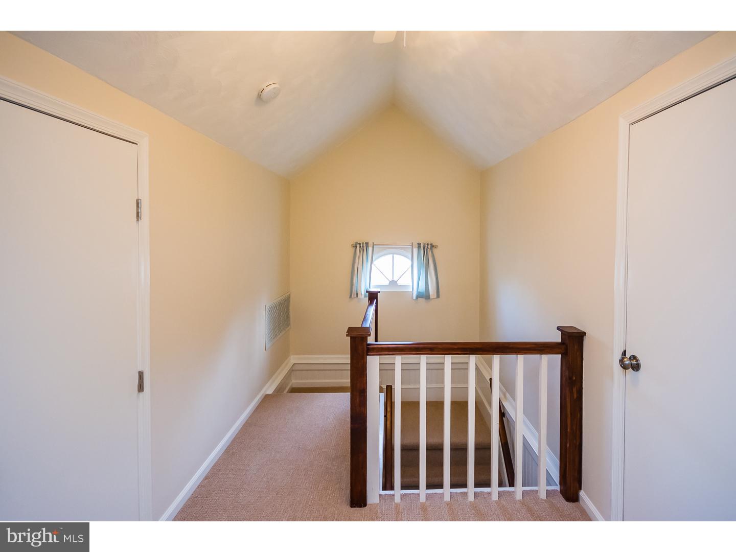 311 Conestoga Road Wayne, PA 19087 - Photo 13 of 23 Hallway