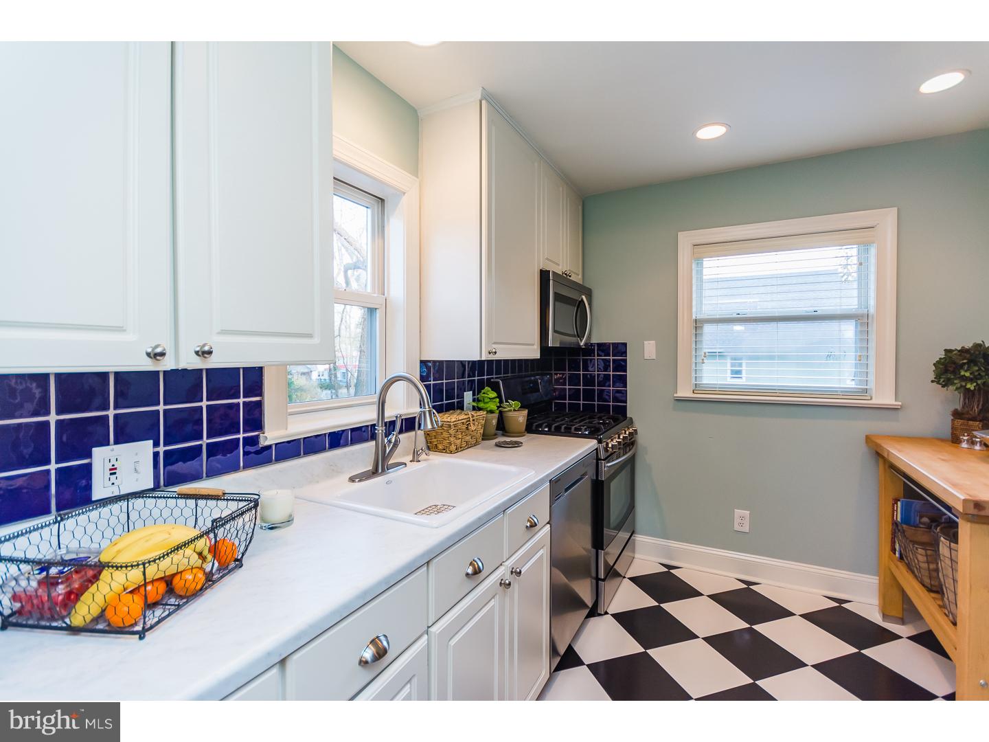 311 Conestoga Road Wayne, PA 19087 - Photo 6 of 23 Kitchen
