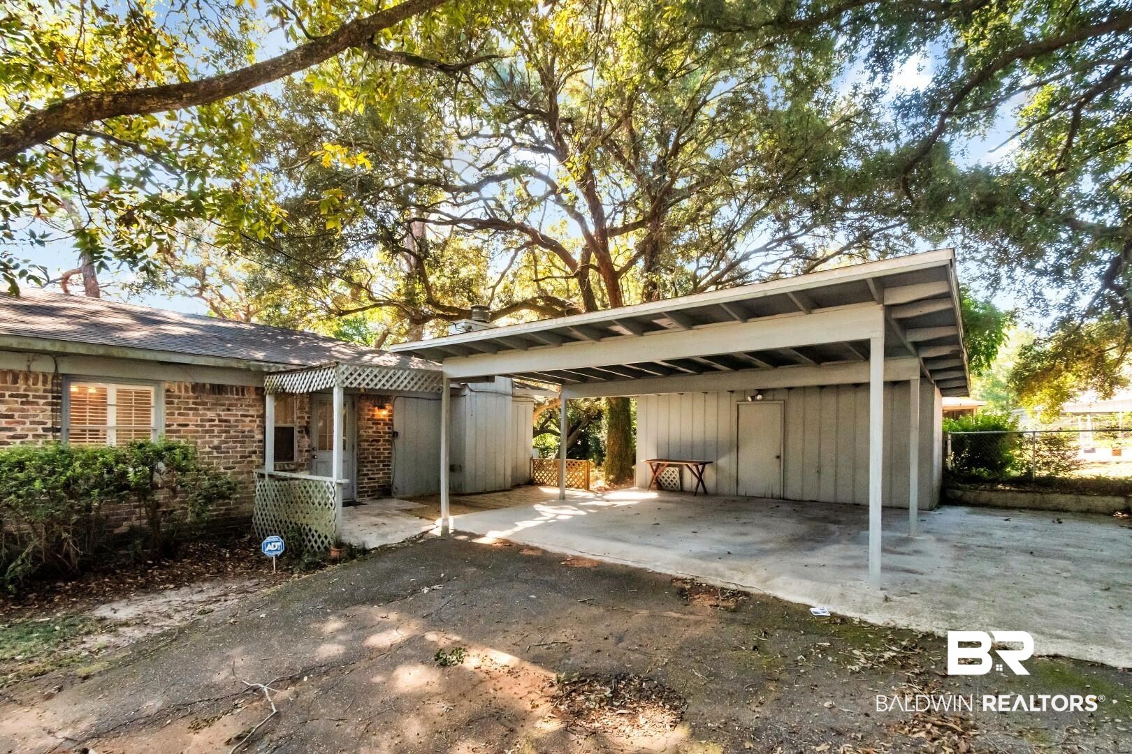 1502 Crestview Drive Mobile, AL 36693 - Photo 30 of 34