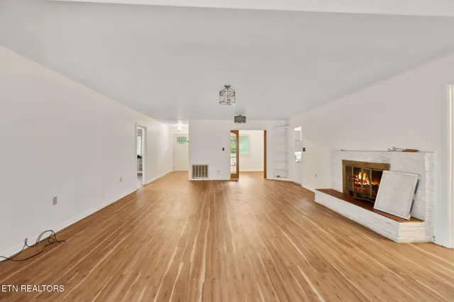 $335,000 | 138 Lilac Drive, La Follette, TN 37766