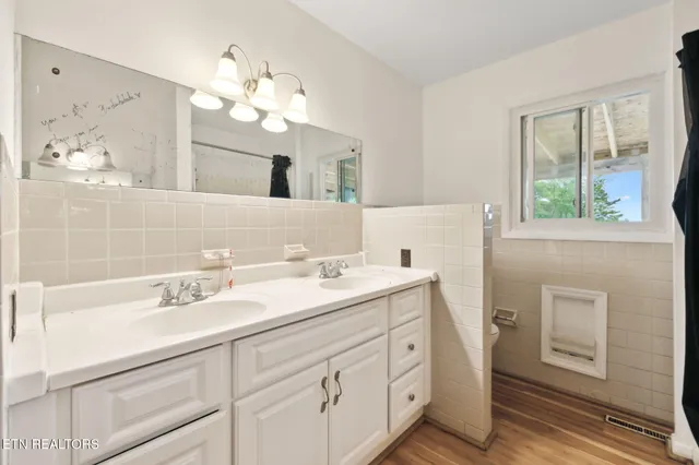 $335,000 | 138 Lilac Drive, La Follette, TN 37766