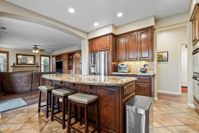 $1,799,000 | 490 Peter Place, Simi Valley, CA 93065