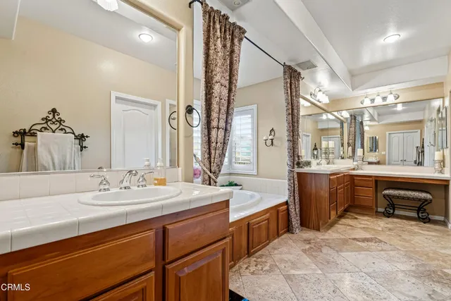 $1,799,000 | 490 Peter Place, Simi Valley, CA 93065