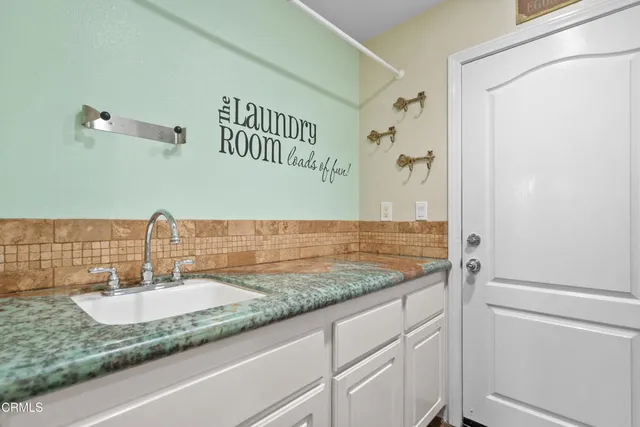 $1,799,000 | 490 Peter Place, Simi Valley, CA 93065