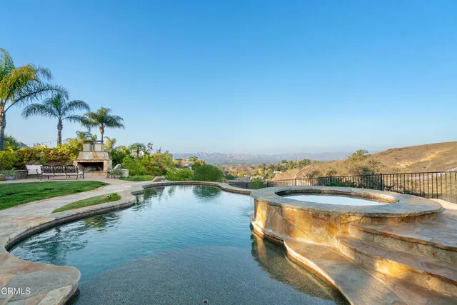 $1,799,000 | 490 Peter Place, Simi Valley, CA 93065