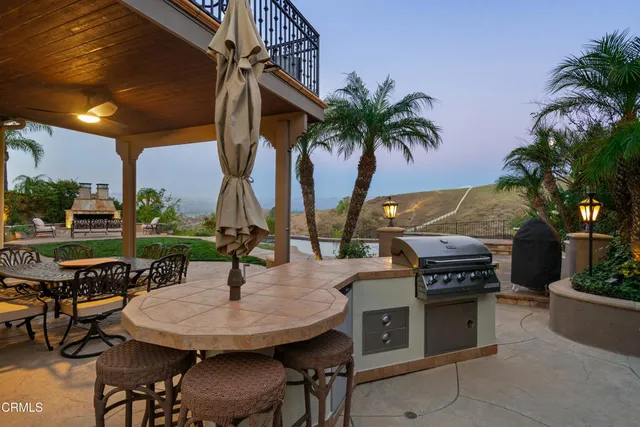 $1,799,000 | 490 Peter Place, Simi Valley, CA 93065