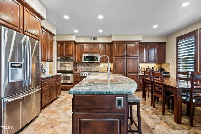 $1,799,000 | 490 Peter Place, Simi Valley, CA 93065