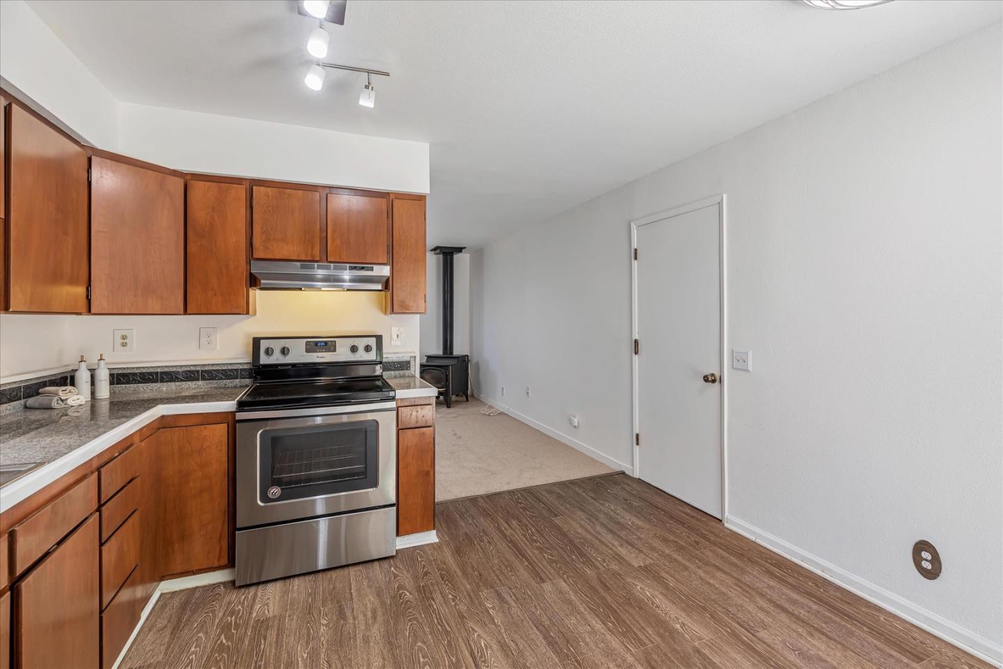625 Hidden Valley Road Watsonville, CA 95076 - Photo 16 of 43 Gallery Image 16