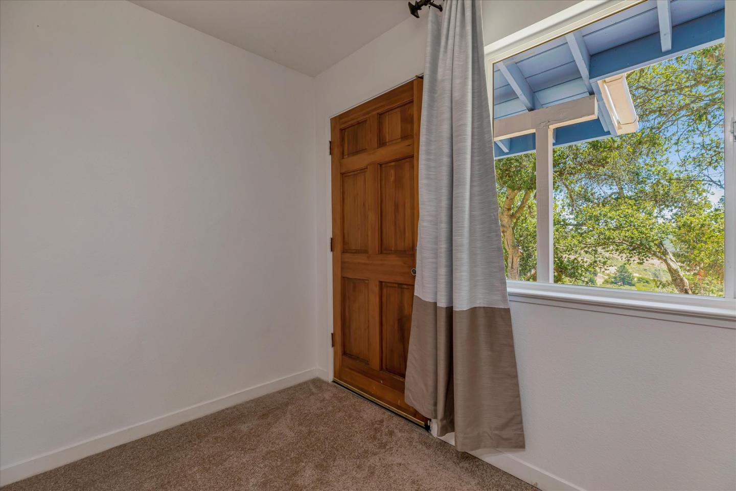 625 Hidden Valley Road Watsonville, CA 95076 - Photo 8 of 43 Gallery Image 8