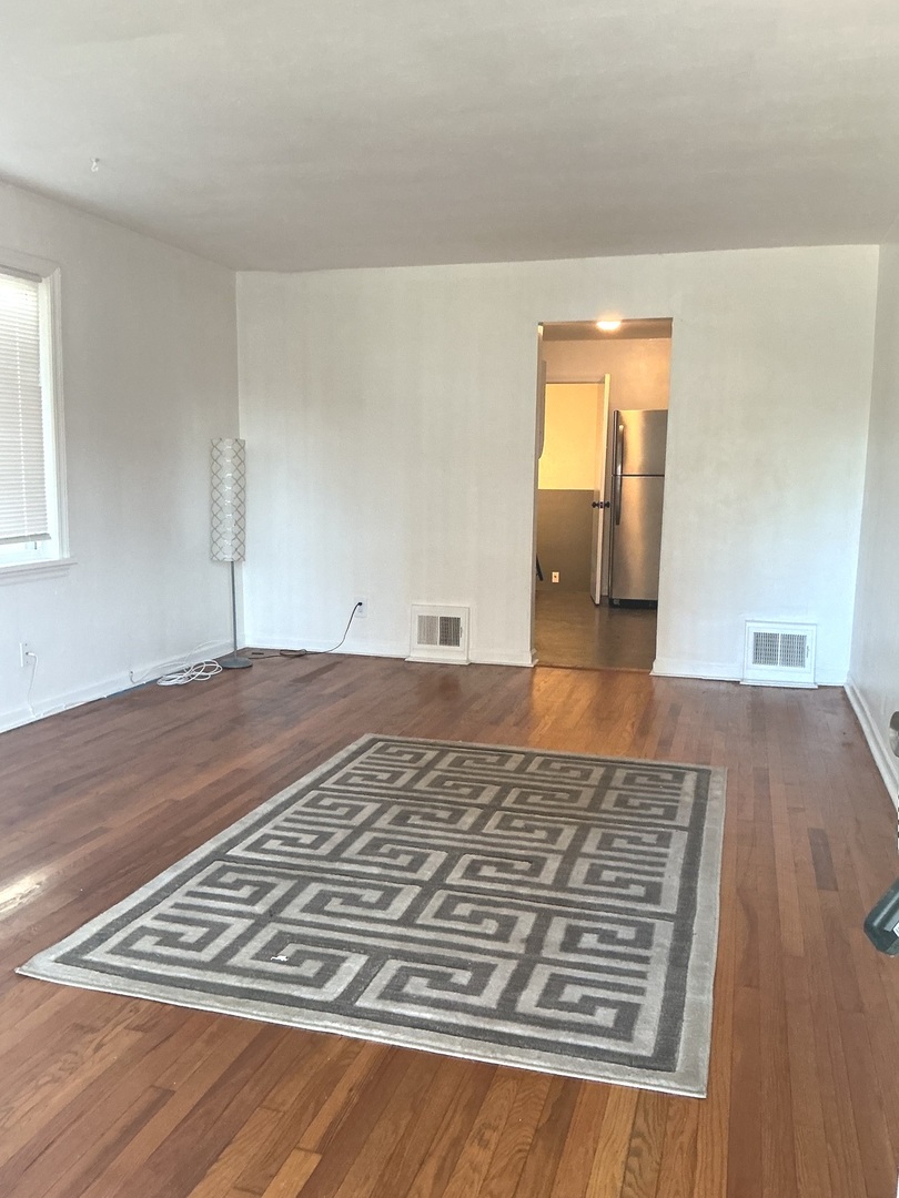 47 157th Street Calumet City, IL 60409 - Photo 2 of 18