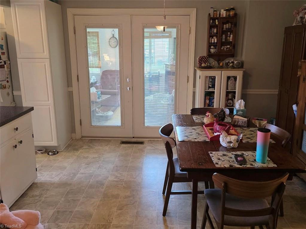 1218 East Meadow Road Eden, NC 27288 - Photo 19 of 29 Gallery Image 19