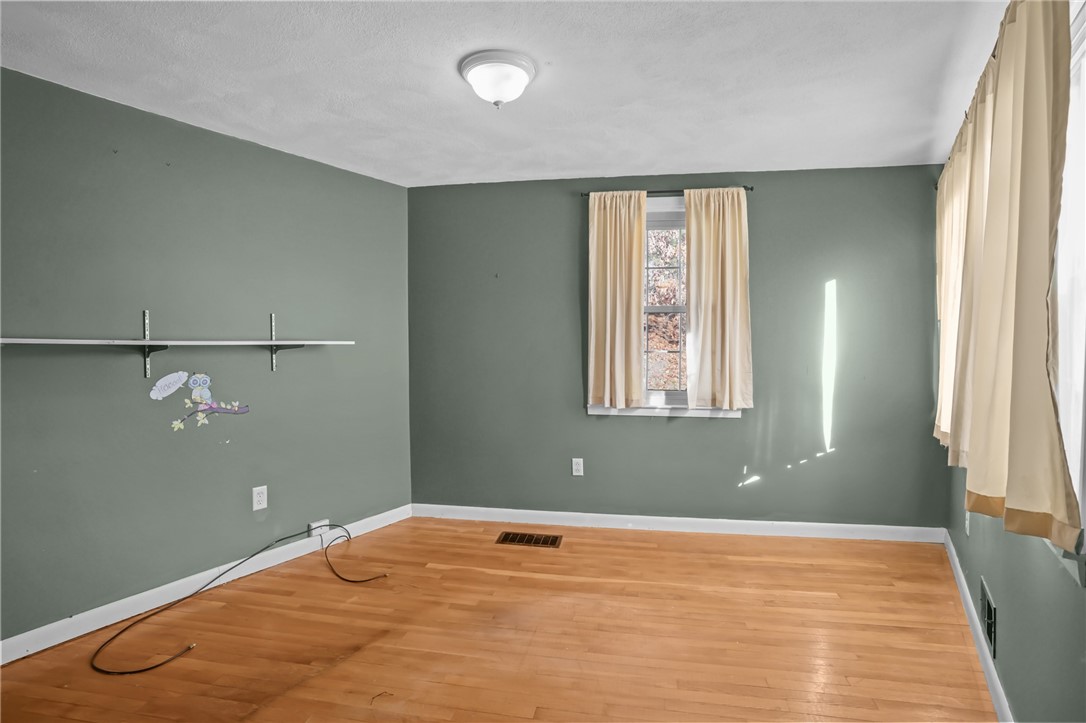 9 Holmes Road Coventry, RI 02816 - Photo 20 of 36