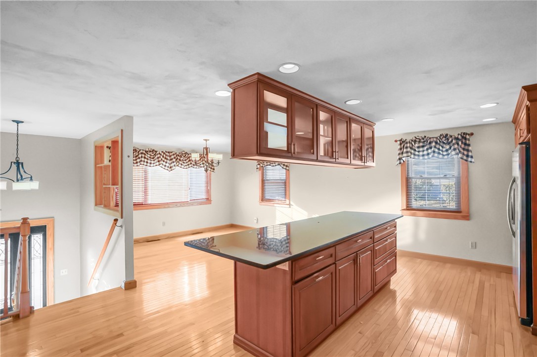 9 Holmes Road Coventry, RI 02816 - Photo 3 of 36