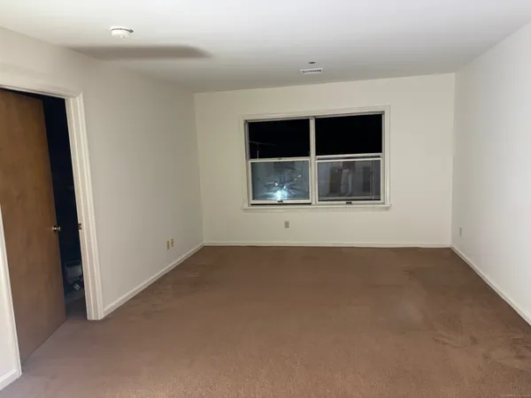 $1,950 | 181 Westport Avenue, Unit 1, Norwalk, CT 06851