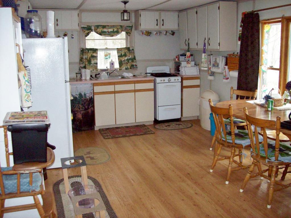 199 Hawkins Road Dummer, NH 03588 - Photo 8 of 26