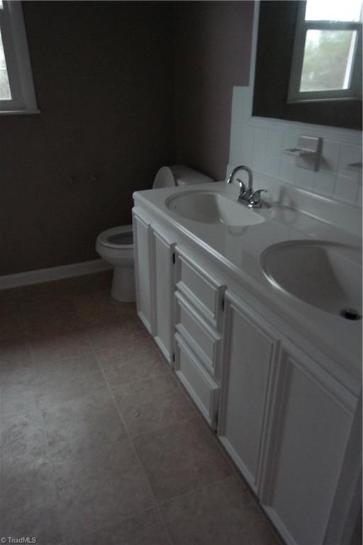 452 Bethany Road Lexington, NC 27292 - Photo 3 of 12 Gallery Image 3