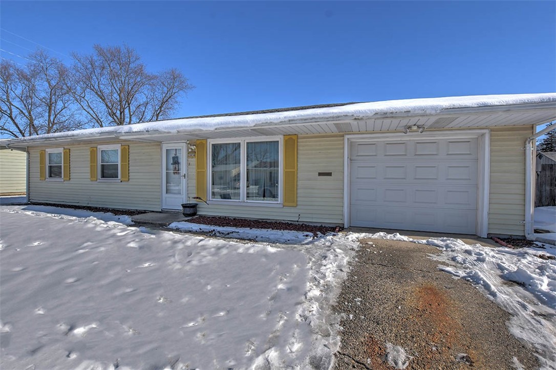 3936 Cambridge Drive Decatur, IL 62526 - Photo 7 of 20