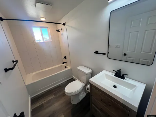 $76,000 | 139 Northside Drive, Lander, WY 82520