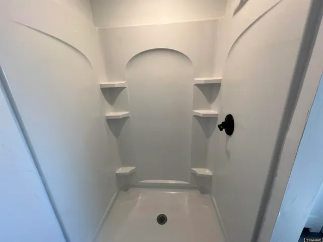 $76,000 | 139 Northside Drive, Lander, WY 82520