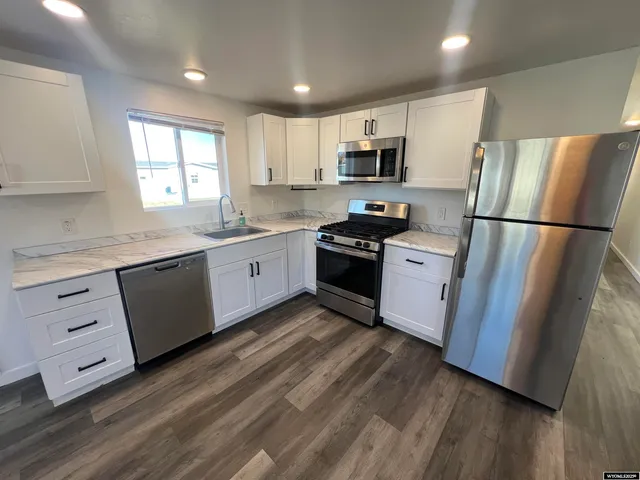 $76,000 | 139 Northside Drive, Lander, WY 82520