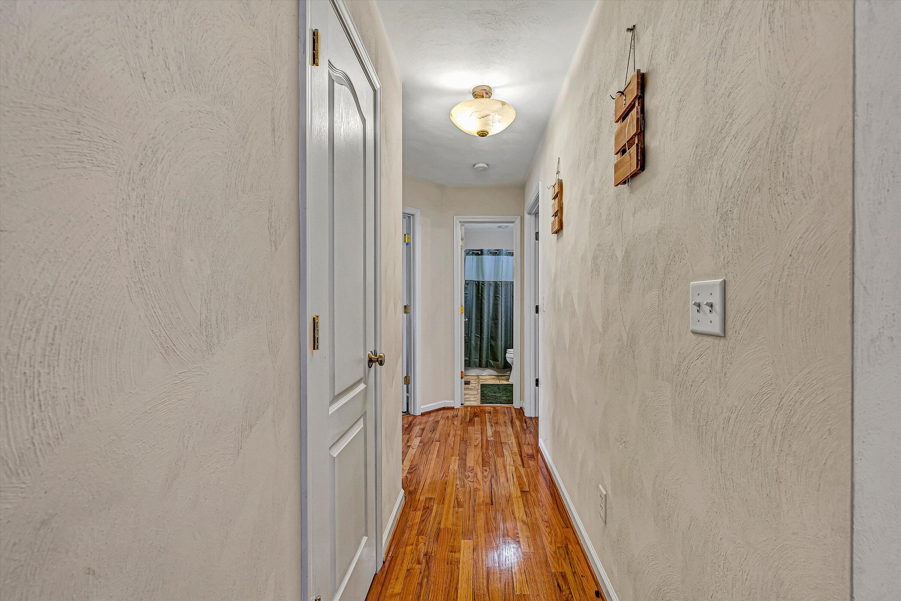 3771 Read Mountain Road Cloverdale, VA 24077 - Photo 12 of 36 12-VM-07543