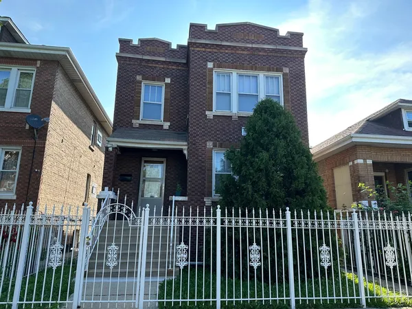 $1,300 | 5349 South Fairfield Avenue, Unit 2, Chicago, IL 60632