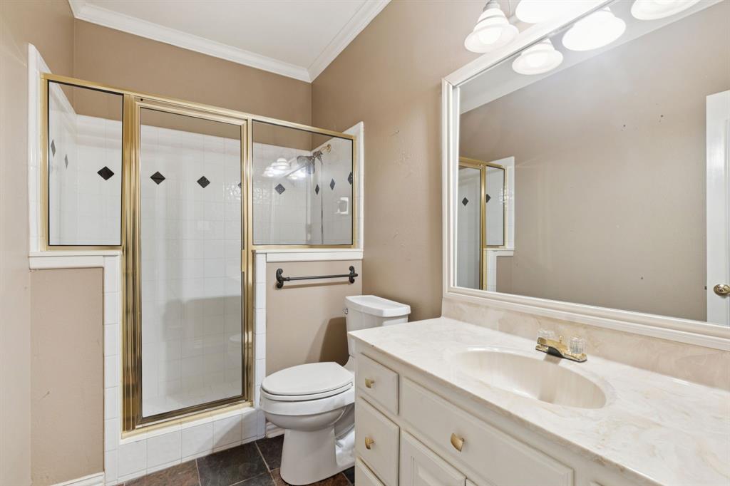 1250 Eubanks Road Seagoville, TX 75159 - Photo 30 of 40 Secondary Bathroom #2