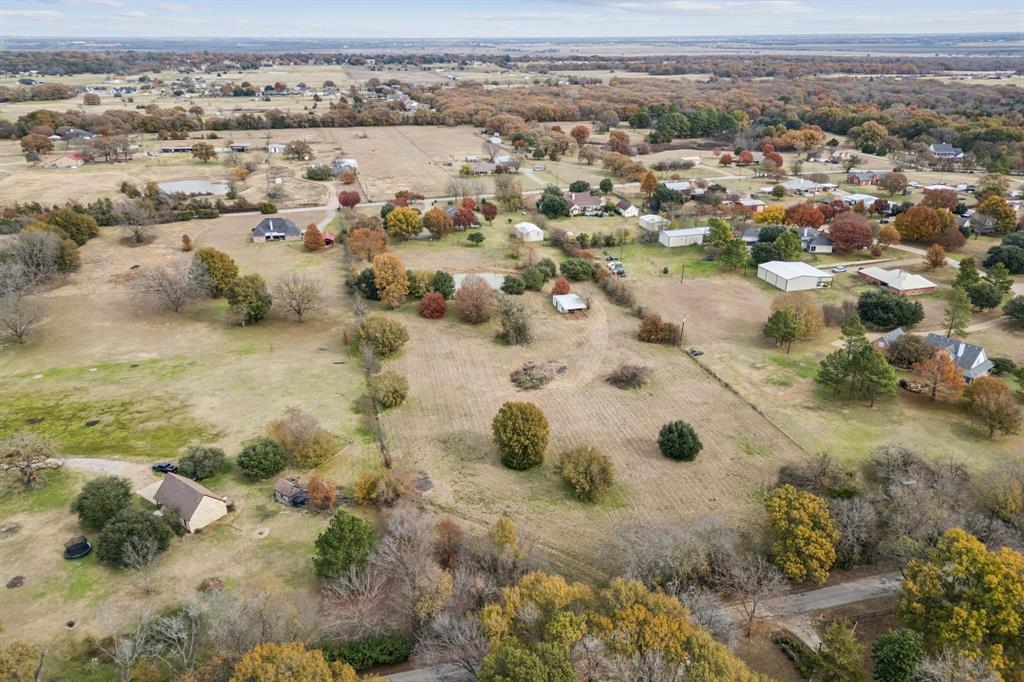 1250 Eubanks Road Seagoville, TX 75159 - Photo 3 of 40