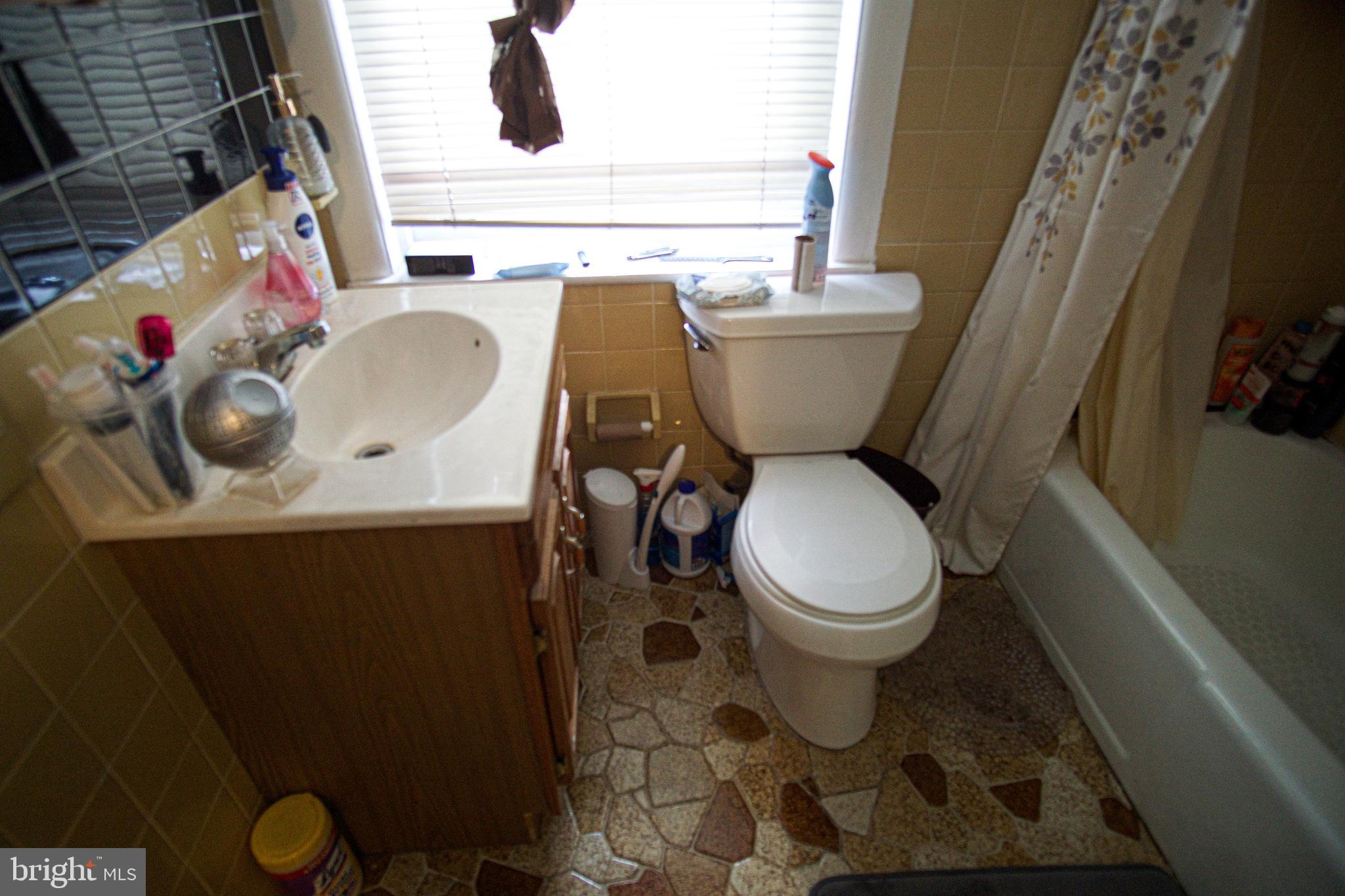 103 Chestnut Street Darby, PA 19023 - Photo 17 of 24