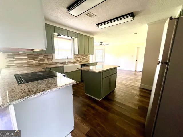 $330,000 | 111 Glacier Trail, Warner Robins, GA 31088