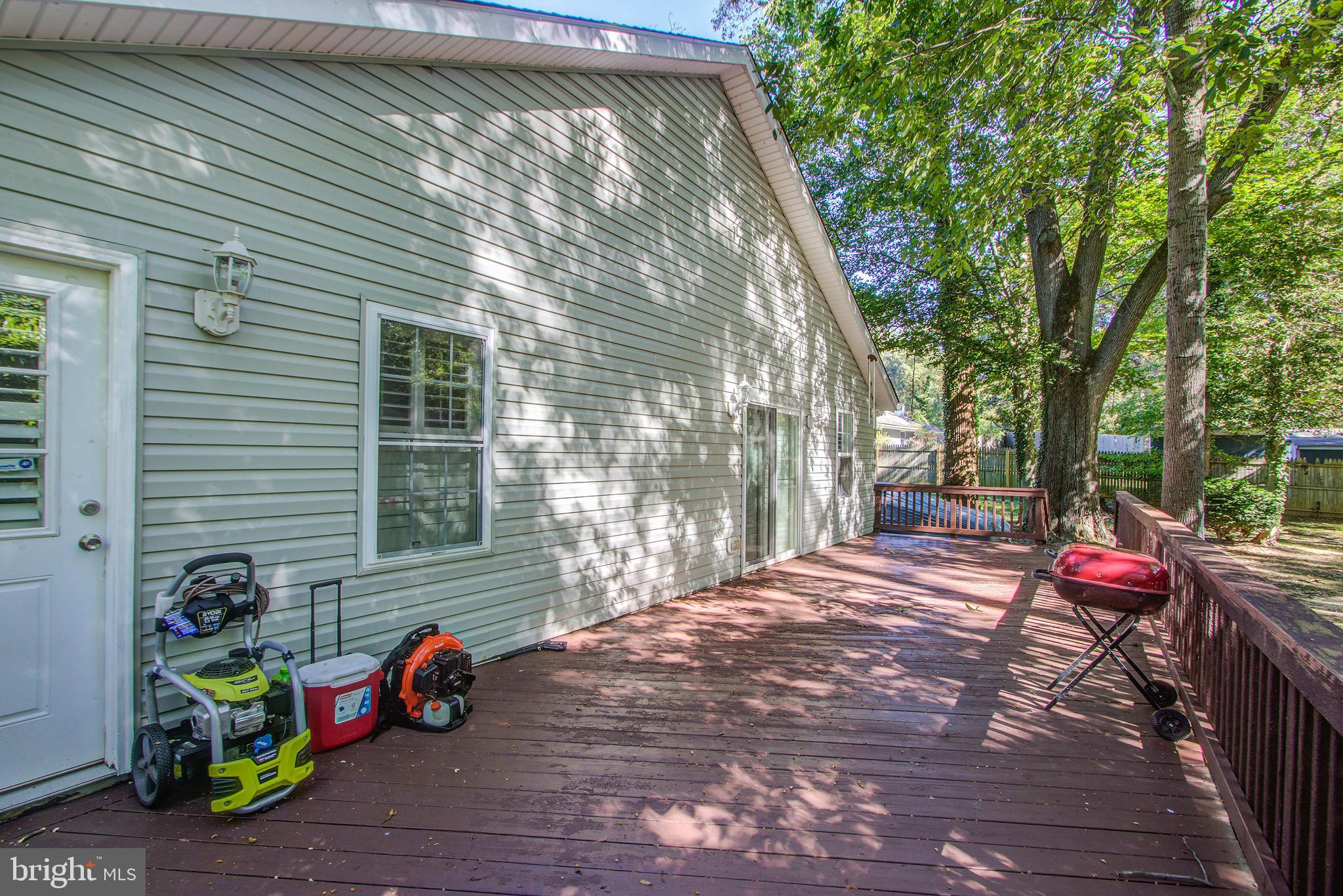 12600 Old Fort Road Fort Washington, MD 20744 - Photo 40 of 46 Rear Deck