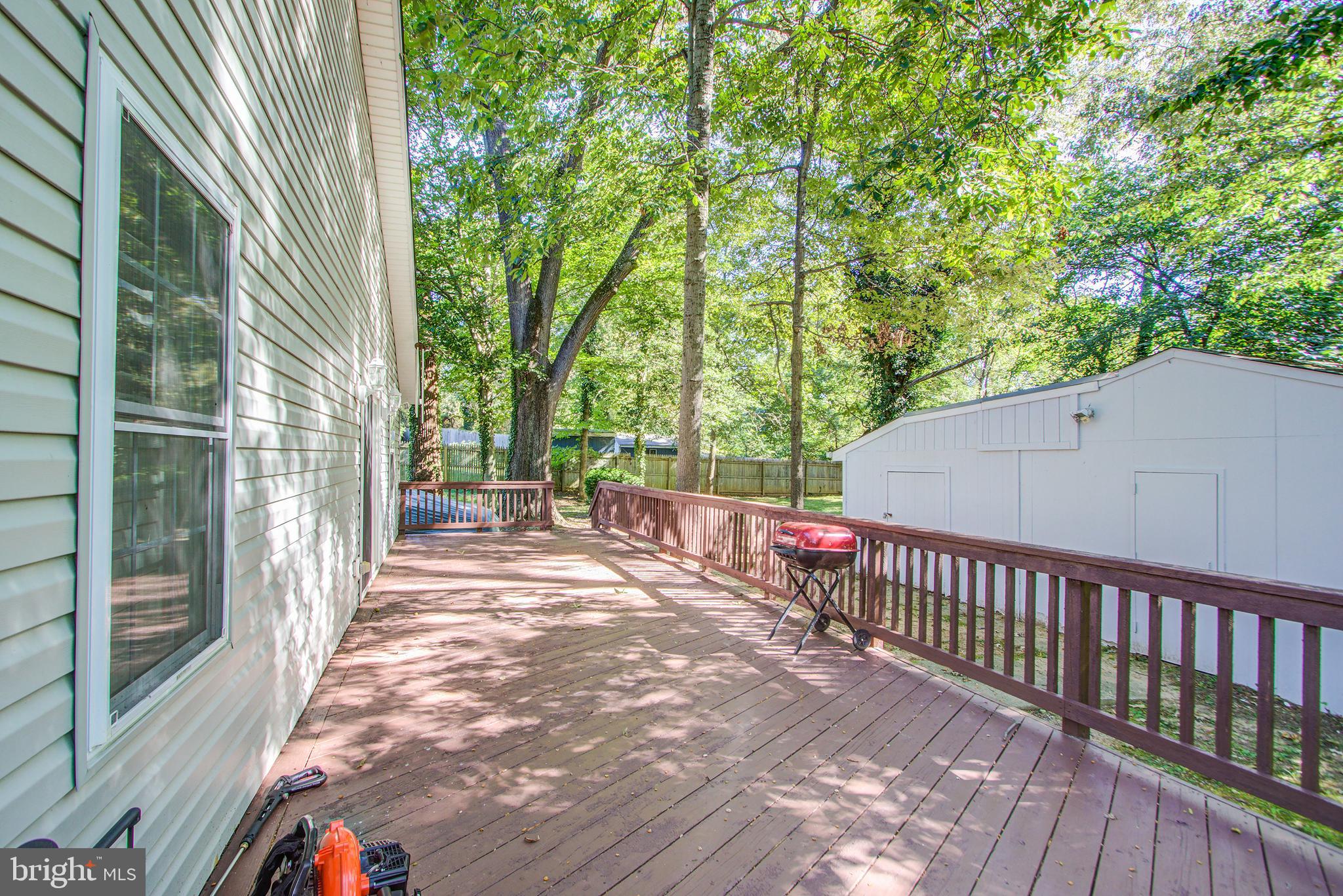 12600 Old Fort Road Fort Washington, MD 20744 - Photo 41 of 46 Rear Deck