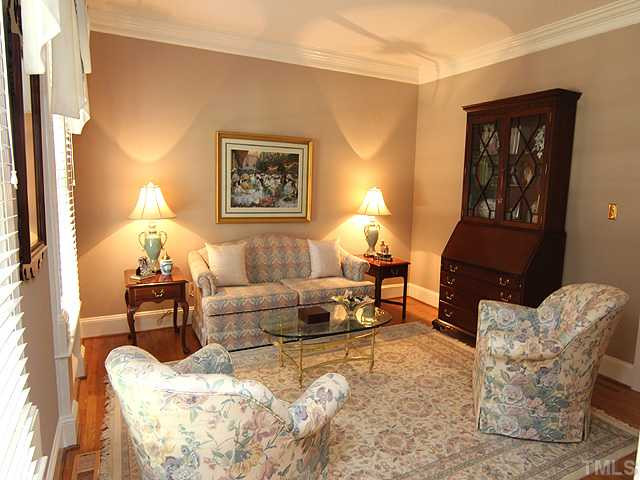 1412 Paumier Court Raleigh, NC 27615 - Photo 4 of 25 Living Room