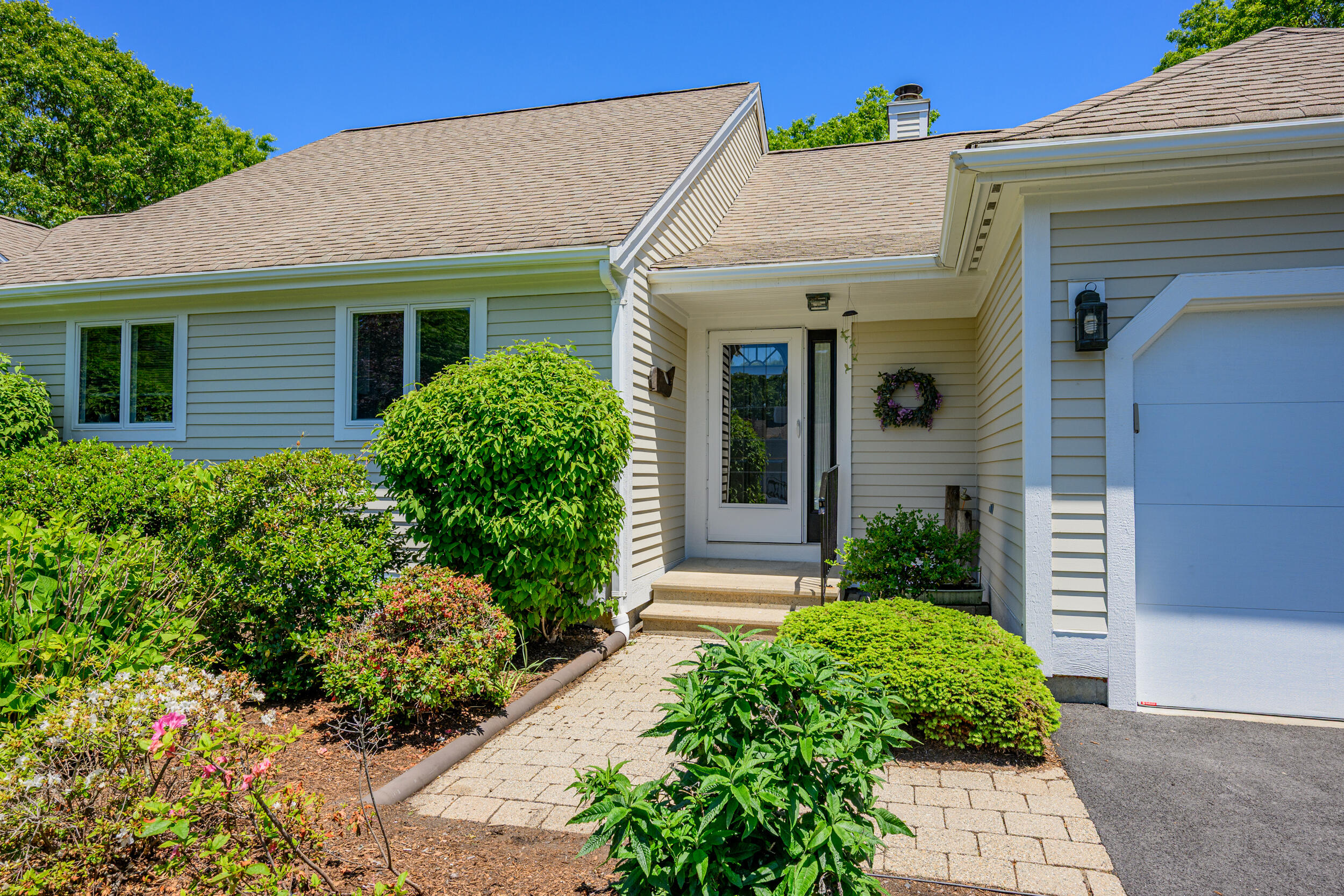 1 Sandview Terrace, Unit 1 Mashpee, MA 02649 - Photo 3 of 45 3_dsc_5661