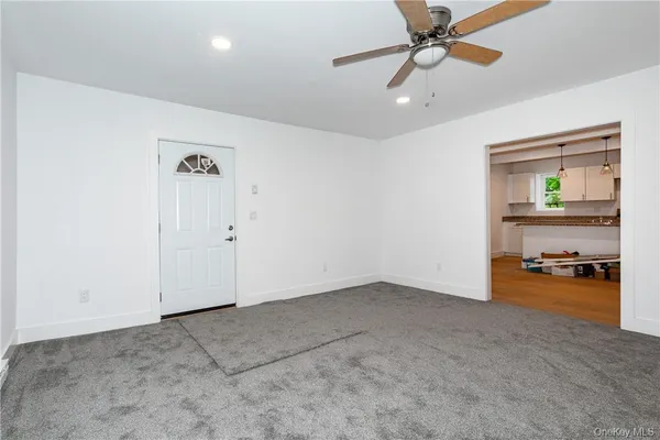 $2,400 | 681 Highway 216, Unit 2, Poughquag, NY 12570