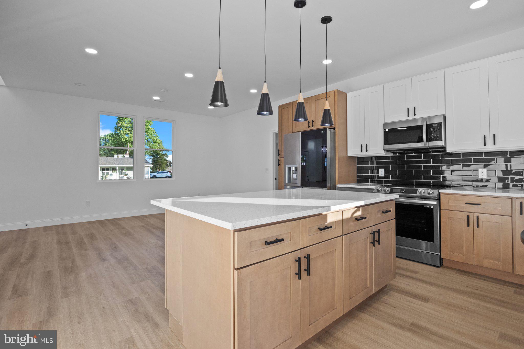 15 Basswood Road Levittown, PA 19057 - Photo 18 of 48