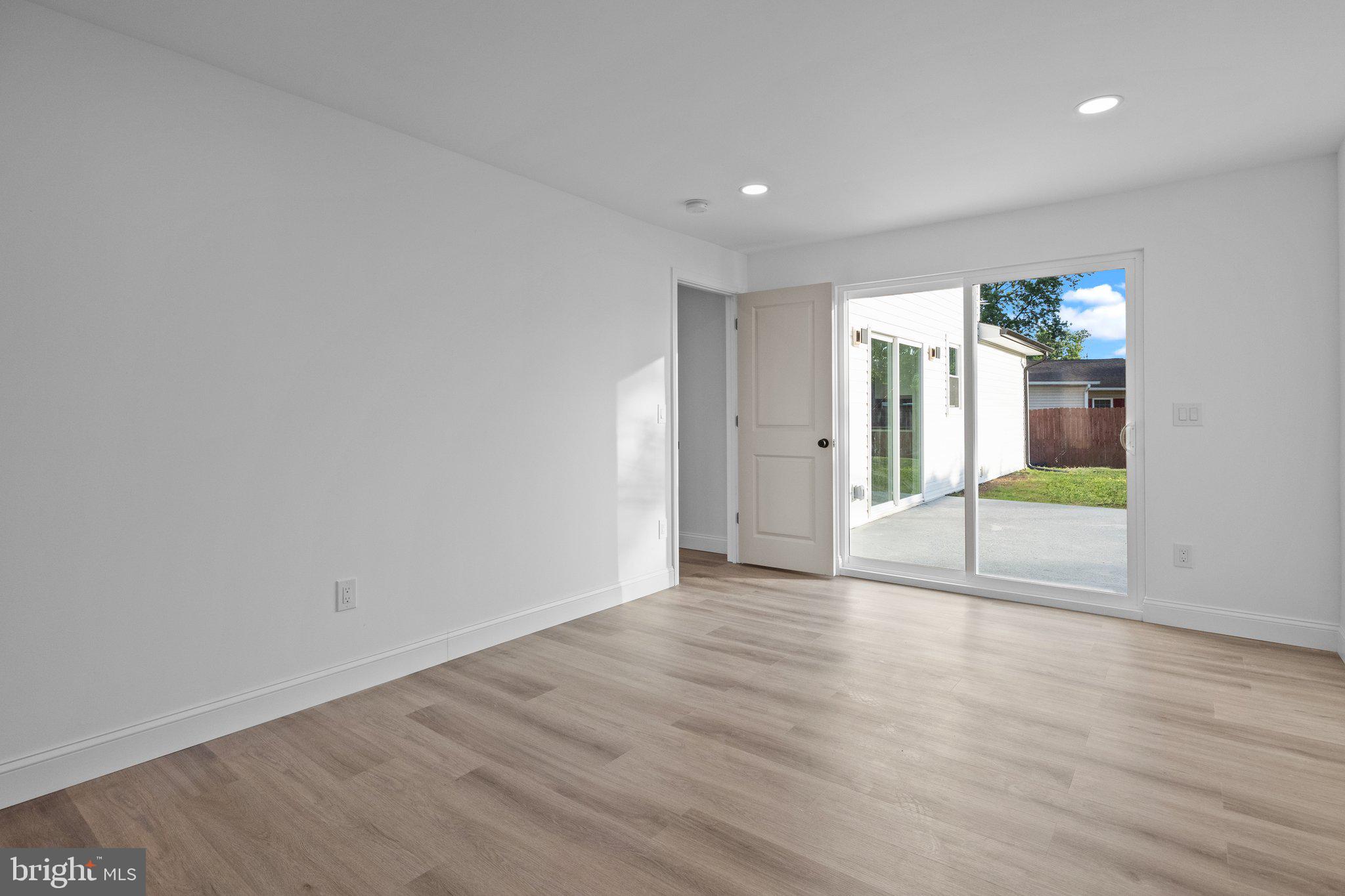 15 Basswood Road Levittown, PA 19057 - Photo 27 of 48