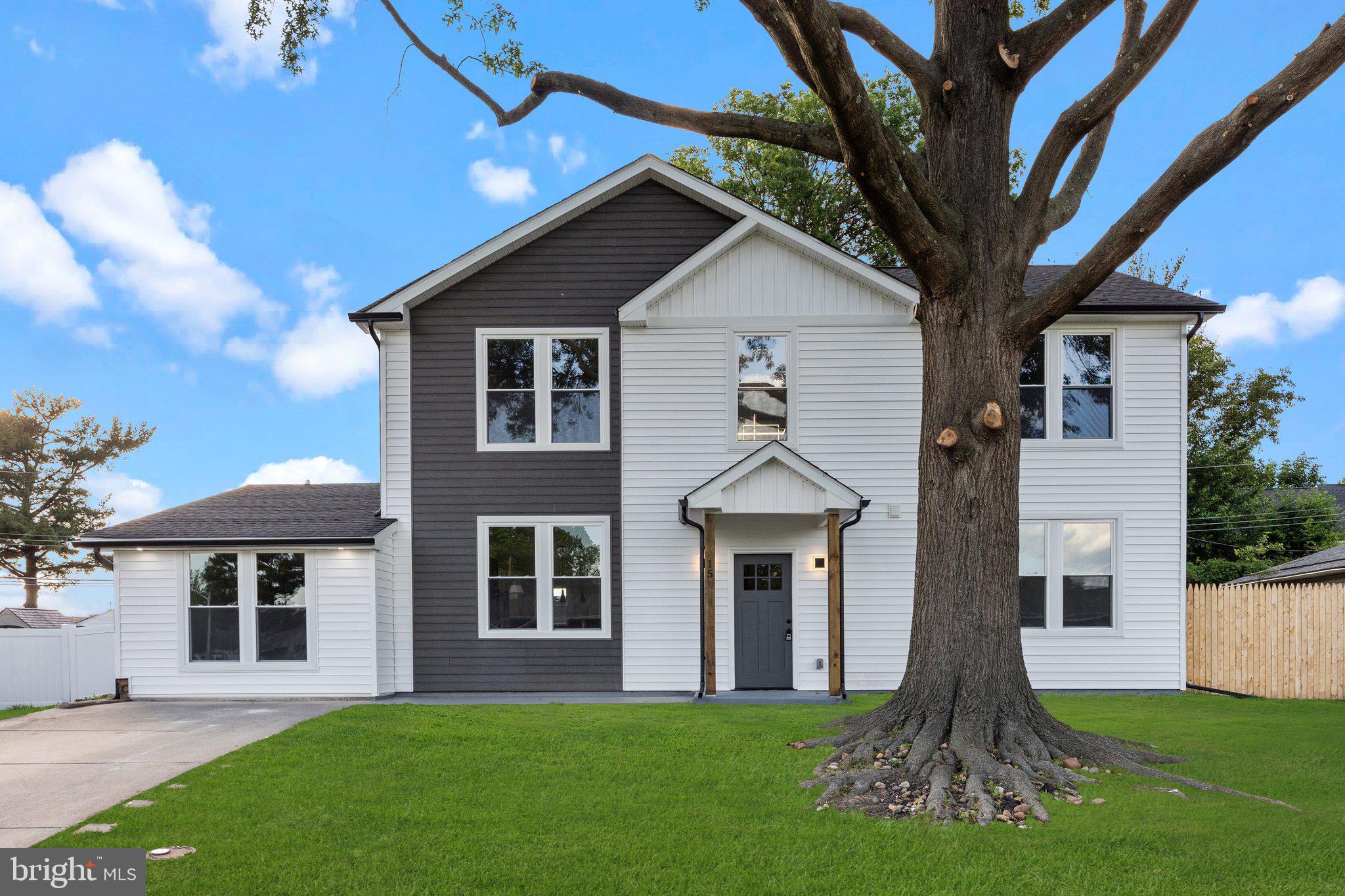 15 Basswood Road Levittown, PA 19057 - Photo 3 of 48