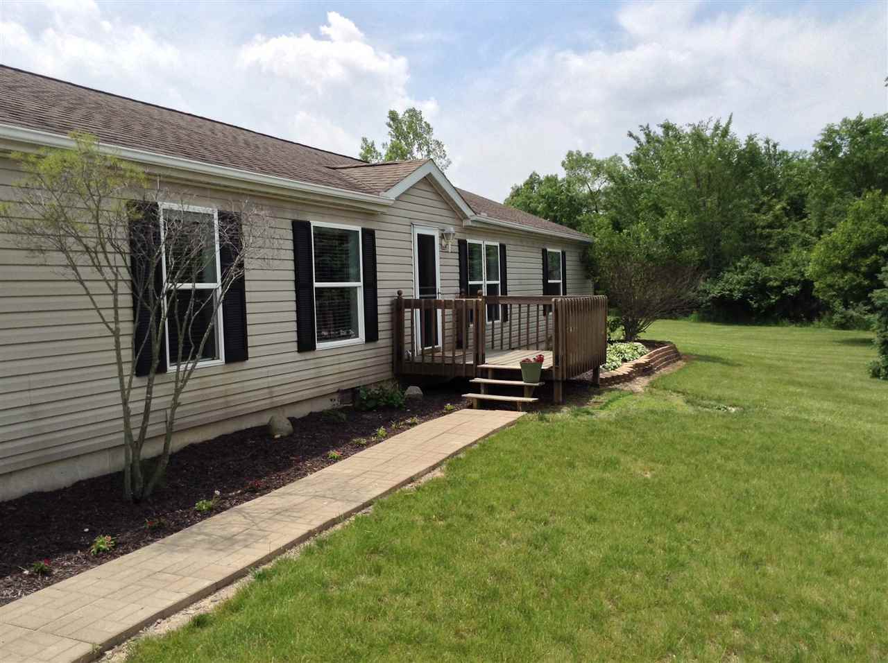 12110 East N County Line Road Spencerville, IN 46788 - Photo 2 of 30