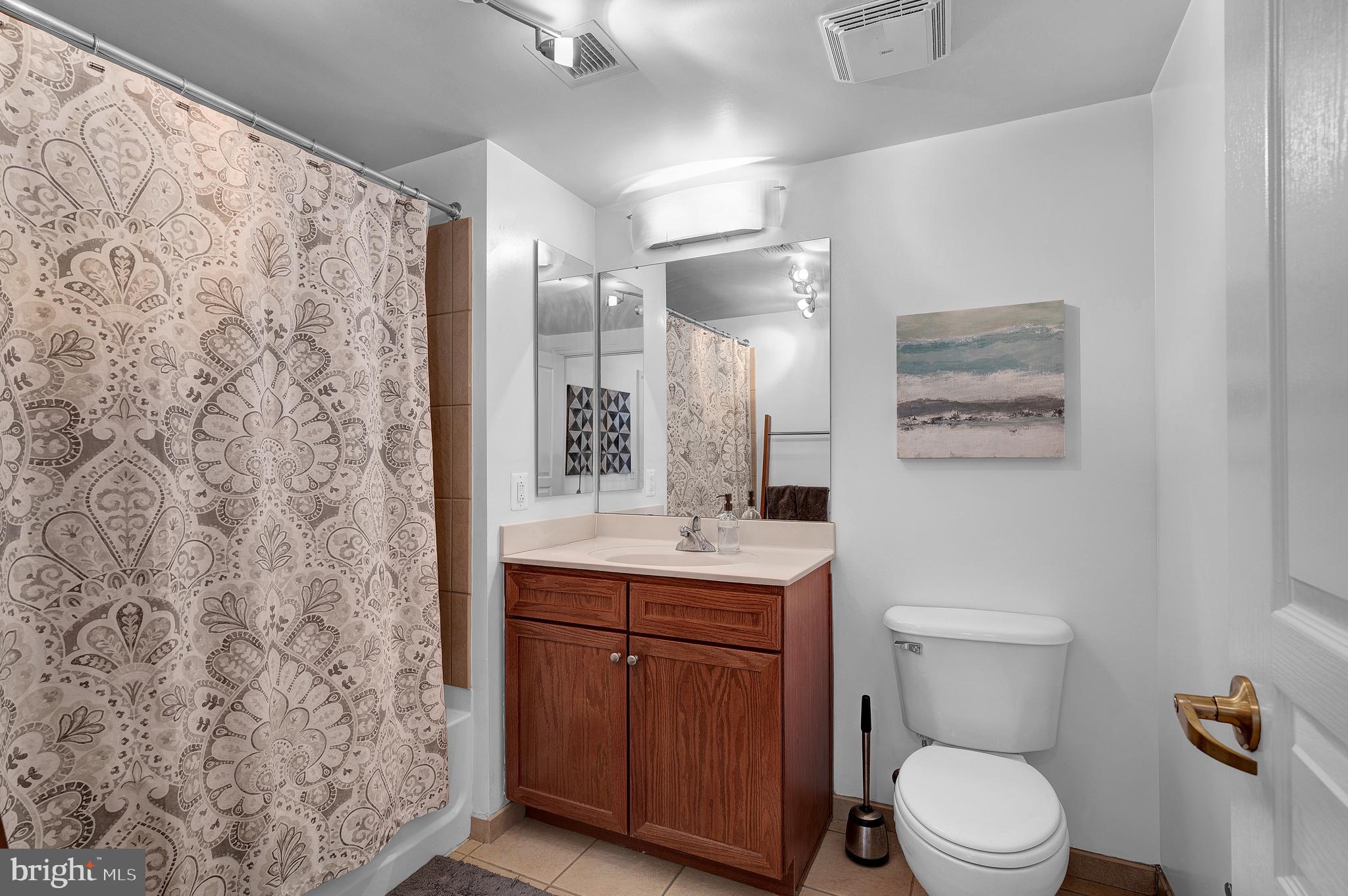 616 E Street Northwest, Unit 1118 Washington, DC 20004 - Photo 17 of 52