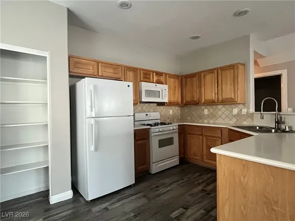 $1,725 | Undisclosed Address, Las Vegas, NV 89178