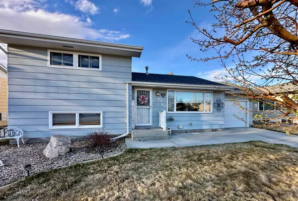 $250,000 | 1313 Russell Avenue, Worland, WY 82401